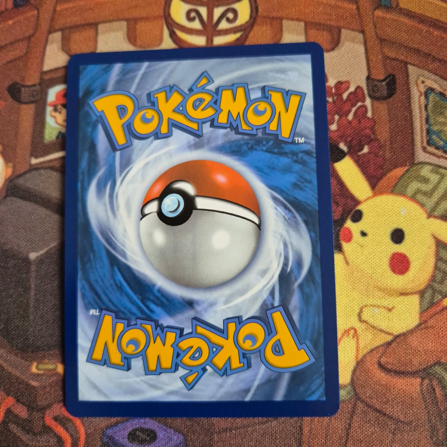 Farfaduvet Reverse Pokeball - 008/131 Evolutions Prismatiques