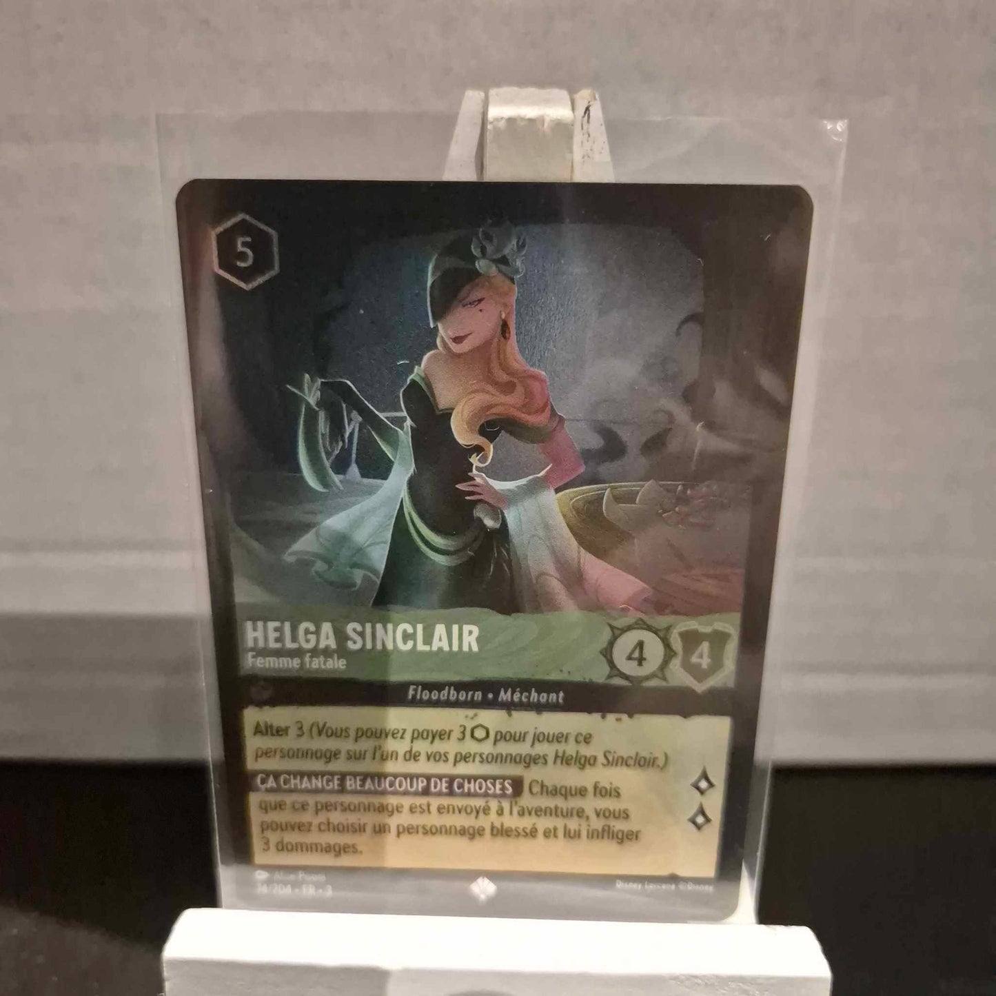 Helga Sinclair Femme Fatale - Super Rare 74/204