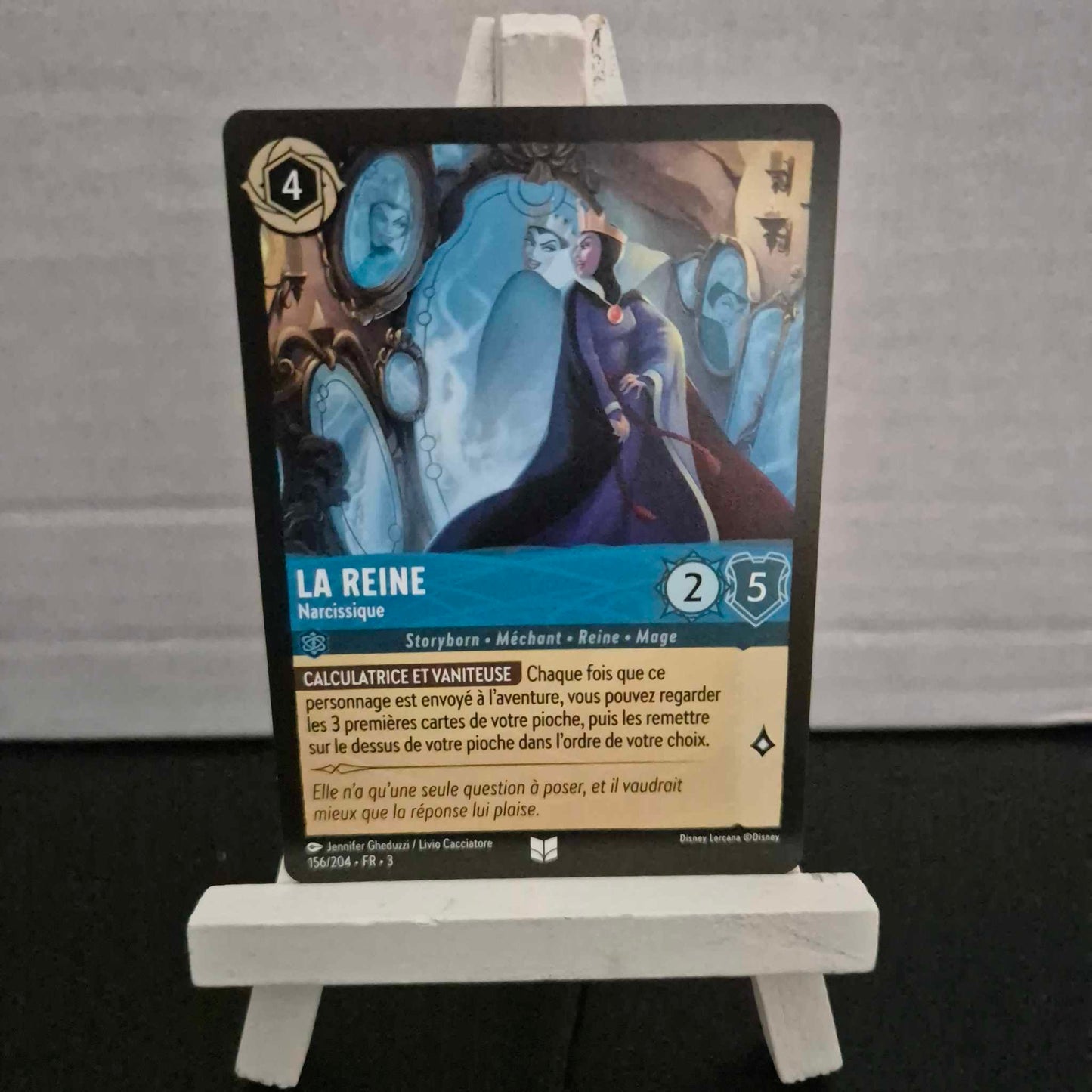 La Reine Narcissique - Inhabituelle 156/204