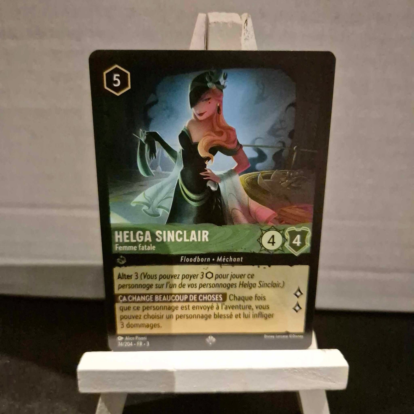 Helga Sinclair Femme Fatale - Super Rare 74/204