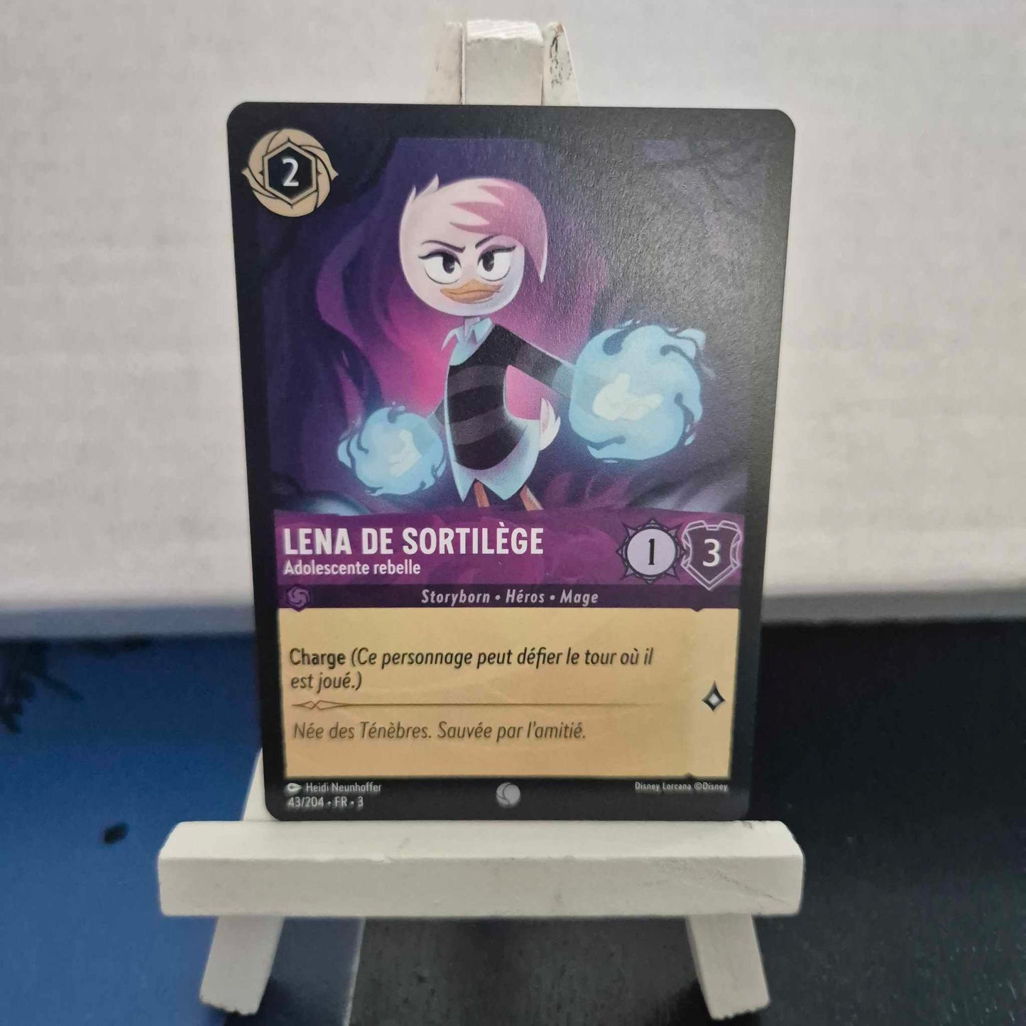 Lena de Sortilège Adolescente rebelle - Commune 43/204